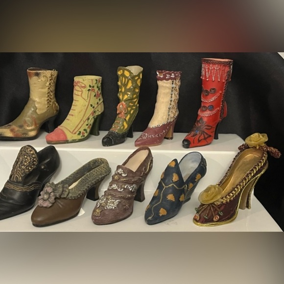 Miniature Shoe & Boot Collectibles - Lot of 13 + Free Frame - Picture 4 of 10